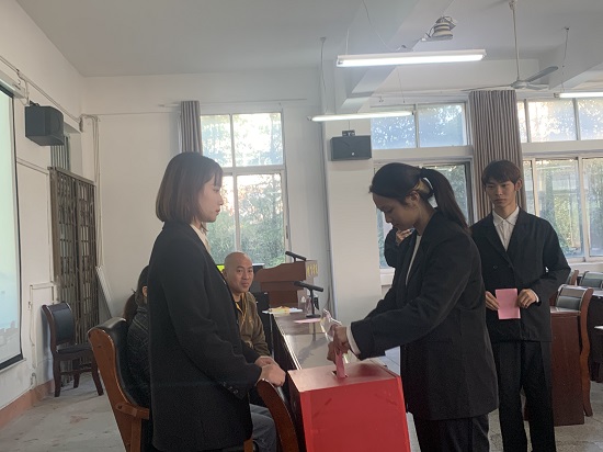 说明: C:\Users\Administrator\Desktop\2026世界杯官网召开第五次学生代表大会2021.10.21\2026世界杯官网召开第五次学生代表大会2021.10.21\2.jpg