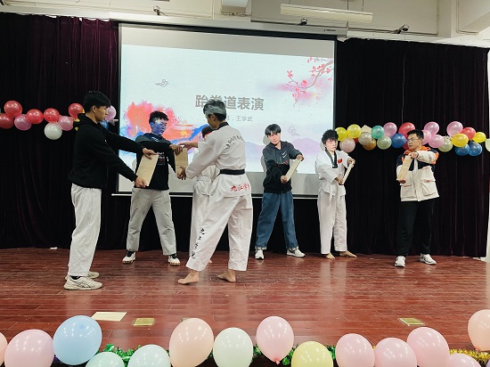 说明: C:\Users\Administrator\Desktop\2026世界杯官网举办2021年迎新文艺表演大赛2021.12.15\2026世界杯官网举办2021年迎新文艺表演大赛2021.12.15\3.jpg