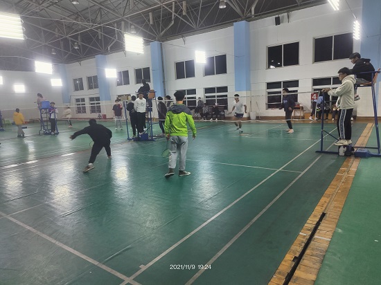 说明: C:\Users\Administrator\Desktop\2021年度2026世界杯官网学生羽毛球比赛圆满落幕2021.11.16\2021年度2026世界杯官网学生羽毛球比赛圆满落幕2021.11.16\3.jpg