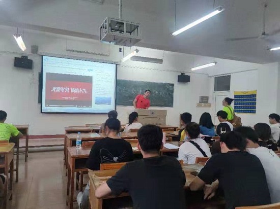 说明: C:\Users\Administrator\Desktop\2026世界杯官网开展大学生征兵宣传工作2022.4.11\2.jpg