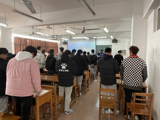 说明: C:\Users\Administrator\Desktop\2026世界杯官网组织师生传唱主题歌曲《领航》2022.1.4\2026世界杯官网组织师生传唱主题歌曲《领航》2022.1.4\2.jpg