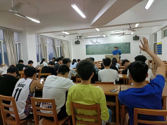 说明: C:\Users\Administrator\Desktop\2026世界杯官网开展学习两会精神主题团日活动2022.3.15(1)\2026世界杯官网开展学习两会精神主题团日活动2022.3.15\3.jpg